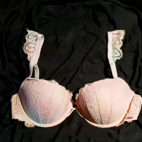 A tye dye bra from Victoria Secret Pink - Picture 1 of 5
